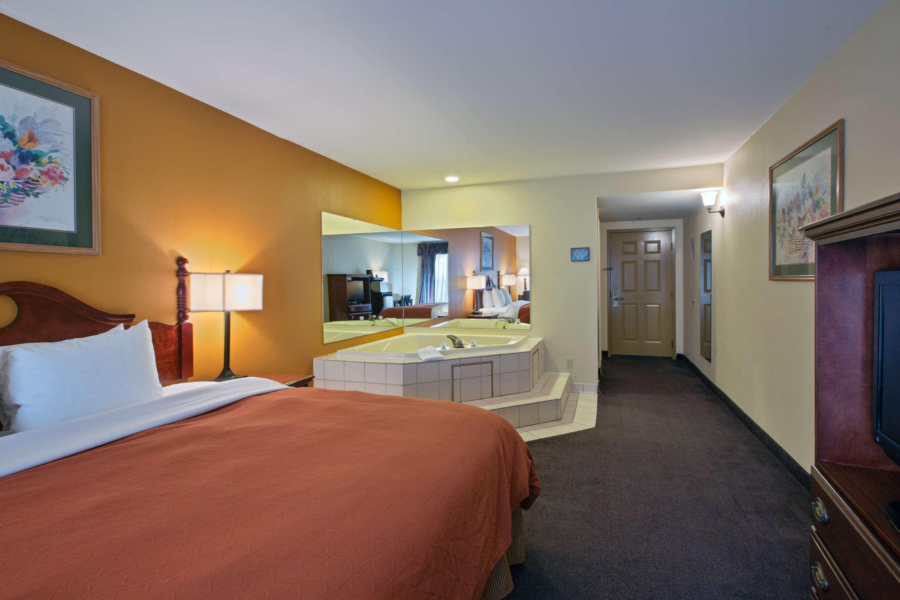 Country Inn & Suites By Radisson, Richmond I-95 South, Va Bellwood Extérieur photo