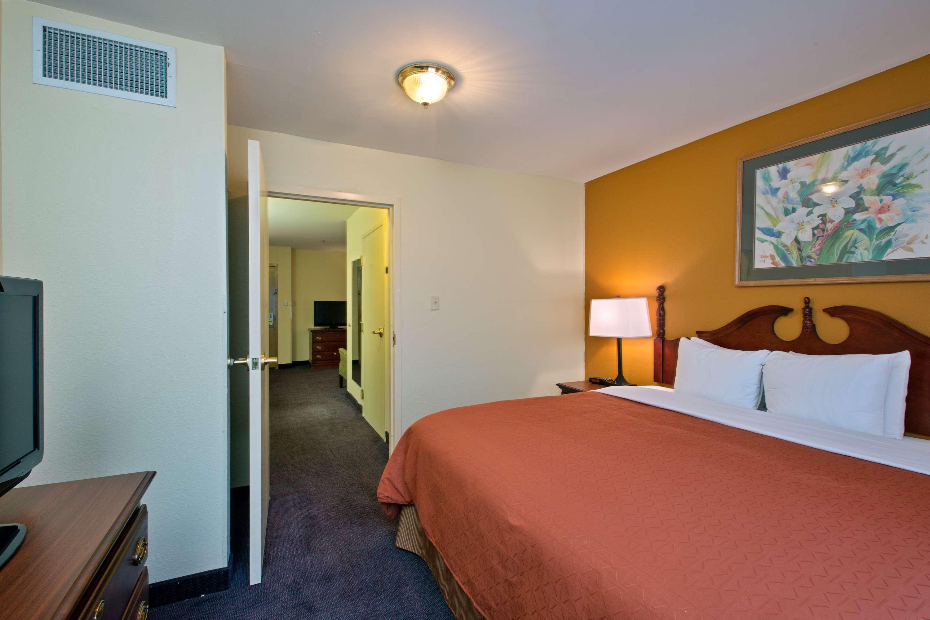 Country Inn & Suites By Radisson, Richmond I-95 South, Va Bellwood Extérieur photo